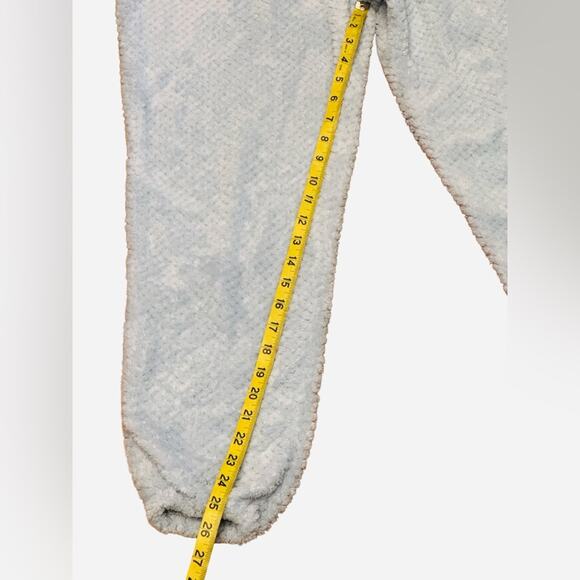 BearPaw Women’s Large light Blue Cozy Fleece Sleep Set with Jogger Style Pants - Picture 10 of 10